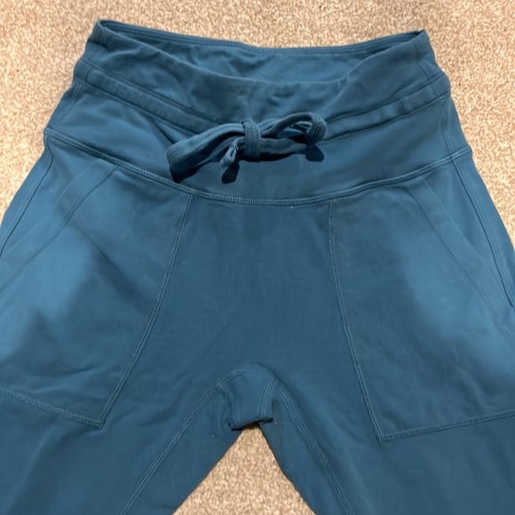 NWOT HALARA Joggers - Picture 4 of 6